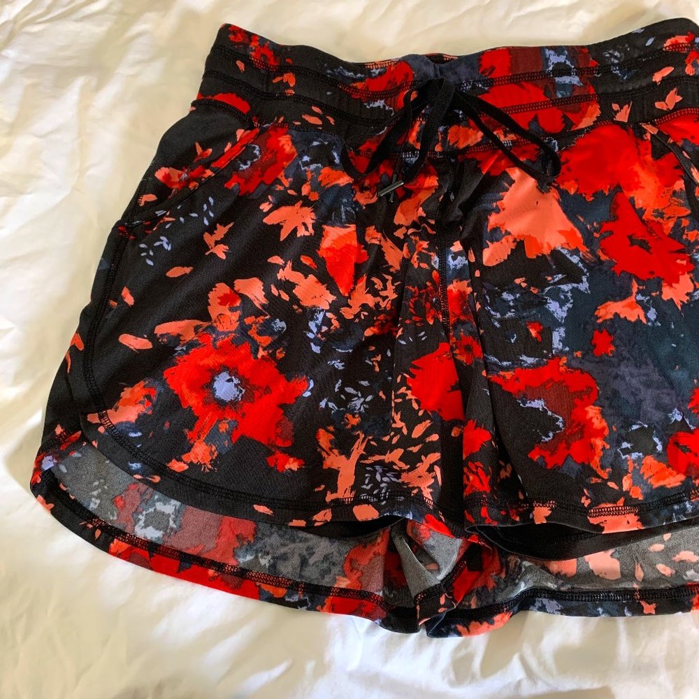 LIVI shorts